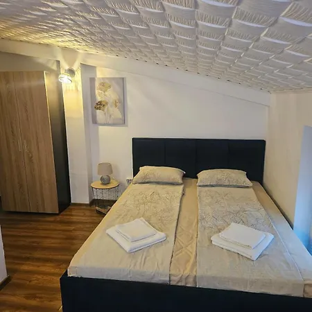 Rare 3br 2 Bath Cacao Sleeps 8 * Sunny Beach